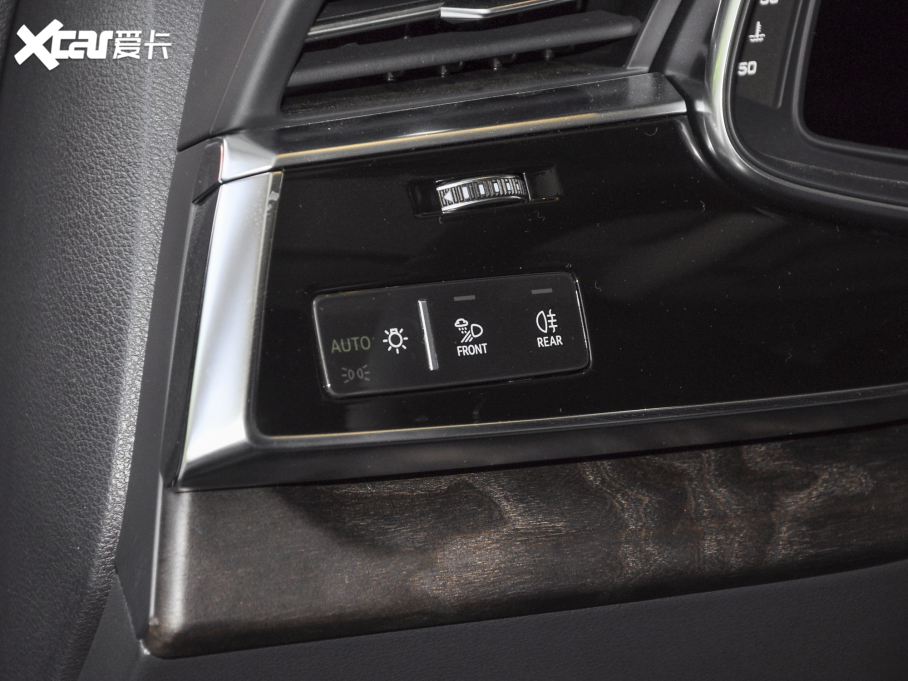 2022��W��Q8 45 TFSI ���A�Ӹ���