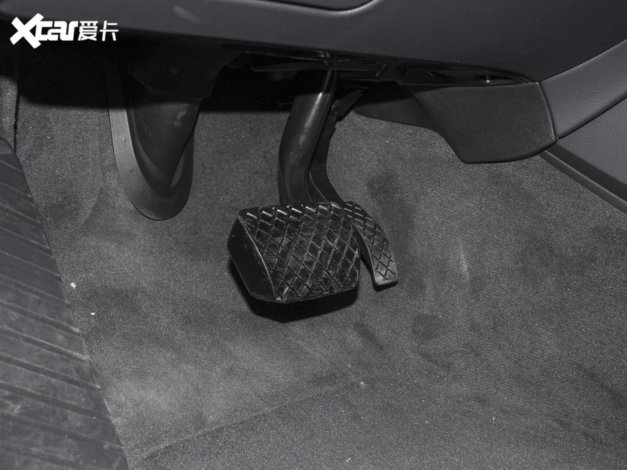 2022��W��Q8 45 TFSI ���A�Ӹ���