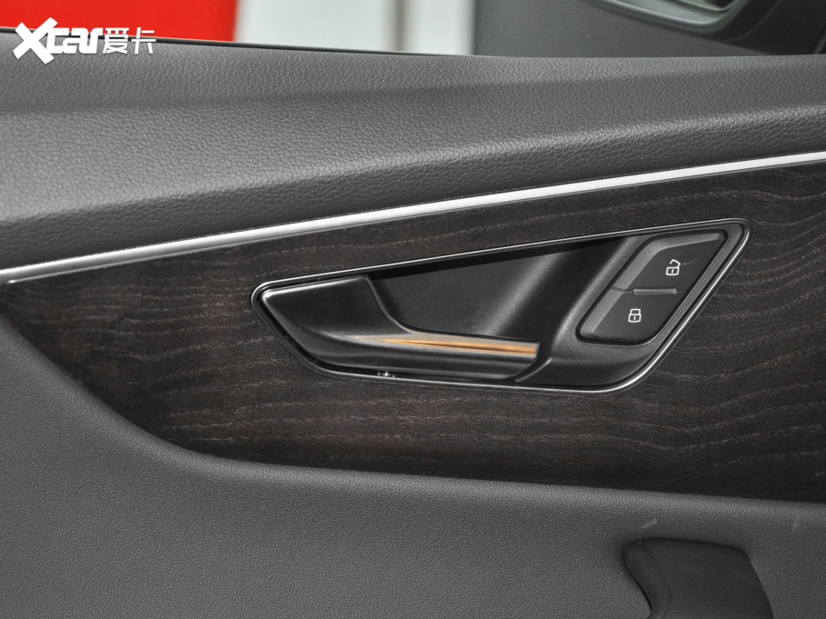 2022��W��Q8 45 TFSI ���A�Ӹ���