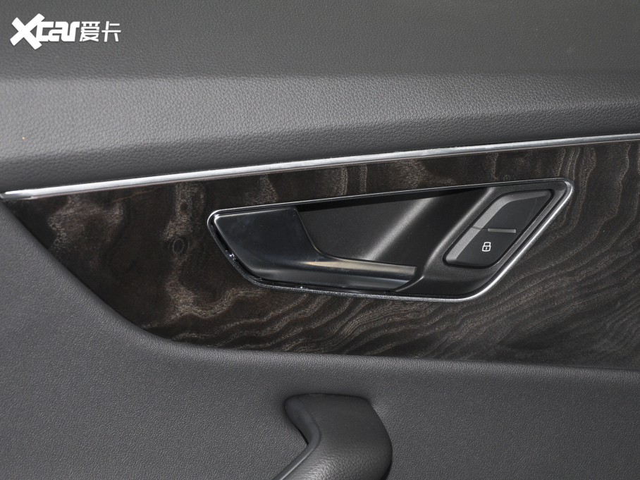 2022��W��Q8 45 TFSI ���A�Ӹ���