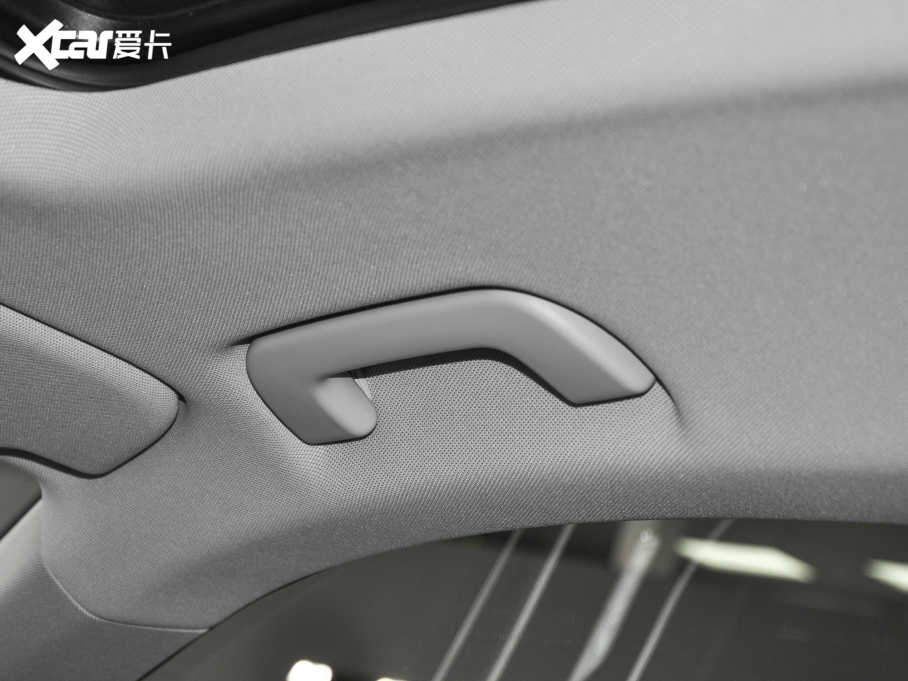 2022��W��Q8 45 TFSI ���A�Ӹ���