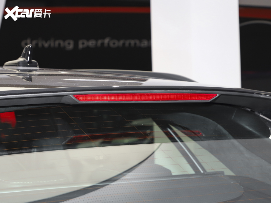 2022��W��Q8 55 TFSI ��ҹ�Tʿ���ð�