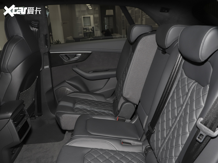 2022��W��Q8 55 TFSI ��ҹ�Tʿ���ð�