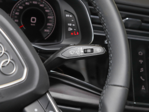 2022��45 TFSI ���x�Ӹ��� �п؅^