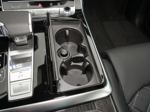 2022��55 TFSI ���x�Ӹ��� ǰ�ű���