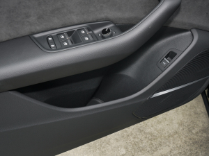 2022��55 TFSI ���x�Ӹ��� ǰ�T������g