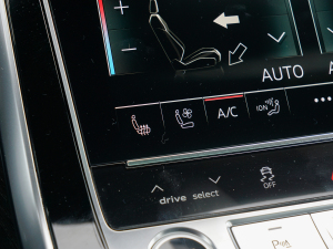 2022��55 TFSI ���x�Ӹ��� ���g����