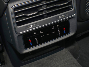 2022��55 TFSI ���x�Ӹ��� ���g����