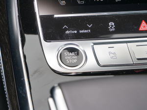 2022��55 TFSI ����Ӹ��� �п؅^