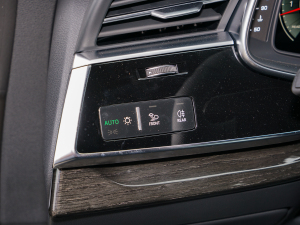 2022��55 TFSI ����Ӹ��� �п؅^