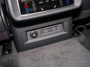 2022��55 TFSI ����Ӹ��� �п؅^