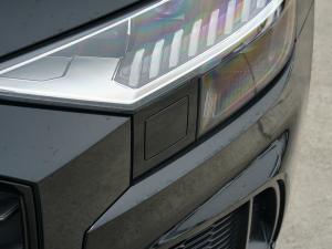 2022��55 TFSI ��ѩ�\�Ӱ� �������^