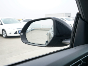 2022��55 TFSI ��ѩ�\�Ӱ� �������^