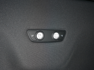 2022��55 TFSI ��ѩ�\�Ӱ� �п؅^