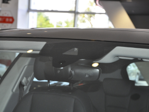 2022��45 TFSI ���A�Ӹ��� �������^