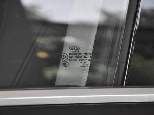 2022��45 TFSI ���A�Ӹ��� �������^