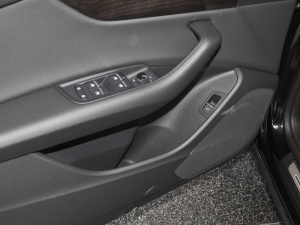 2022��45 TFSI ���A��(d��ng)���� ǰ�T(m��n)��(ch��)����g