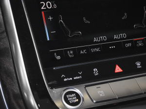 2022��45 TFSI ���A�Ӹ��� ���g����