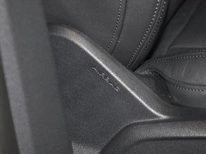 2022��45 TFSI ���A�Ӹ��� �п؅^