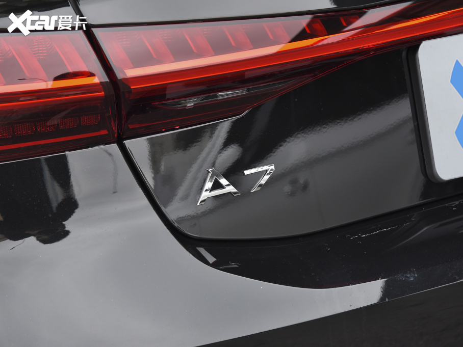 2022��W��A7 45 TFSI ���x��