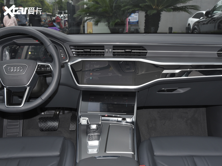 2022��W��A7 45 TFSI ���x��