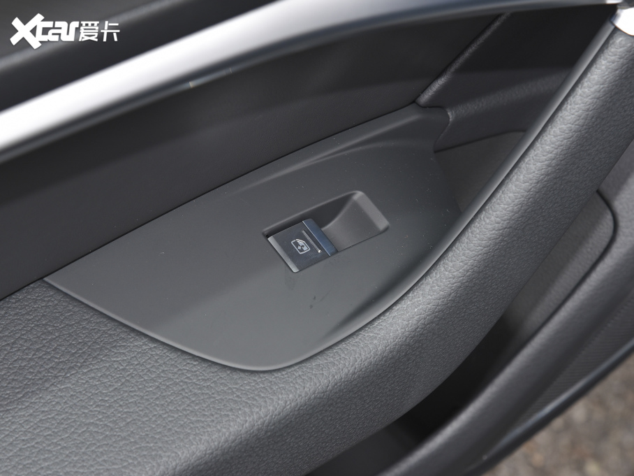 2022��?yu��n)W��A7 45 TFSI ���x��