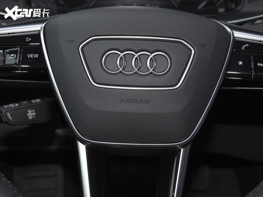 2022��W��A7 45 TFSI ���x��