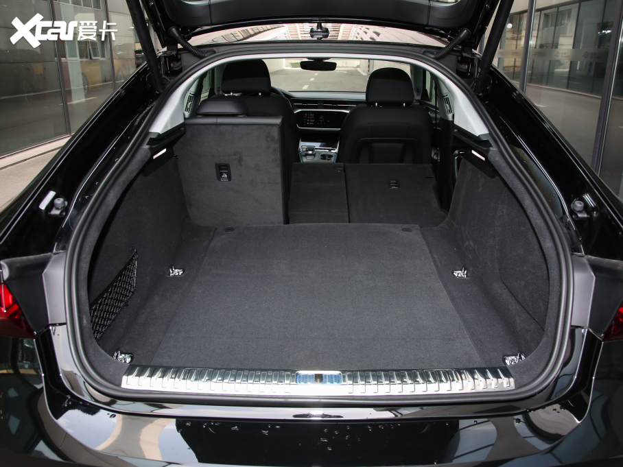 2022��W��A7 40 TFSI ���A��