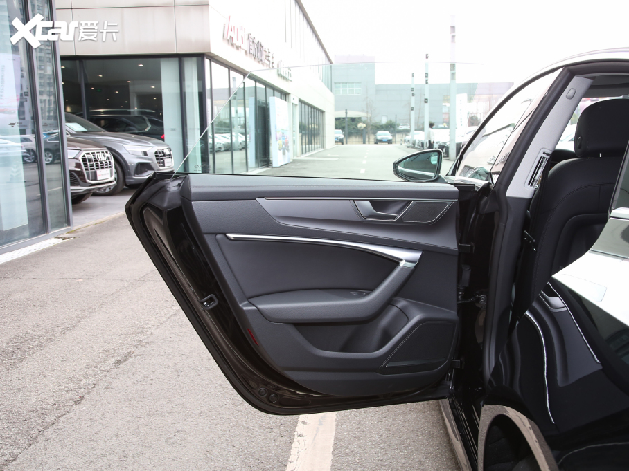 2022��W��A7 40 TFSI ���A��