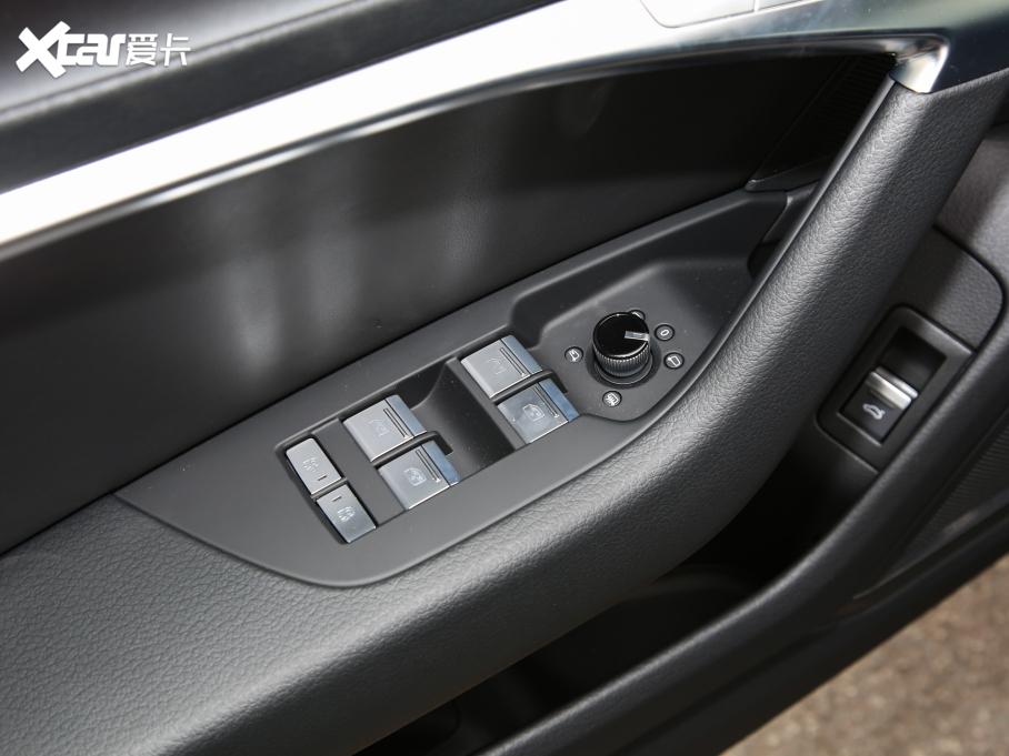 2022��?yu��n)W��A7 40 TFSI ���A��