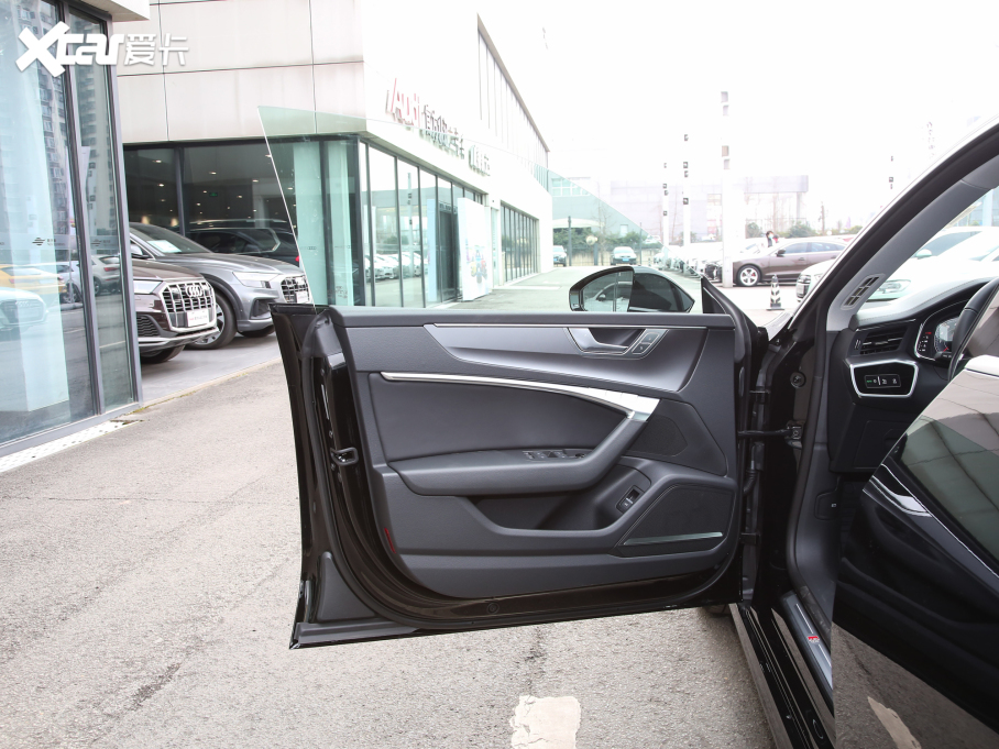 2022��W��A7 40 TFSI ���A��