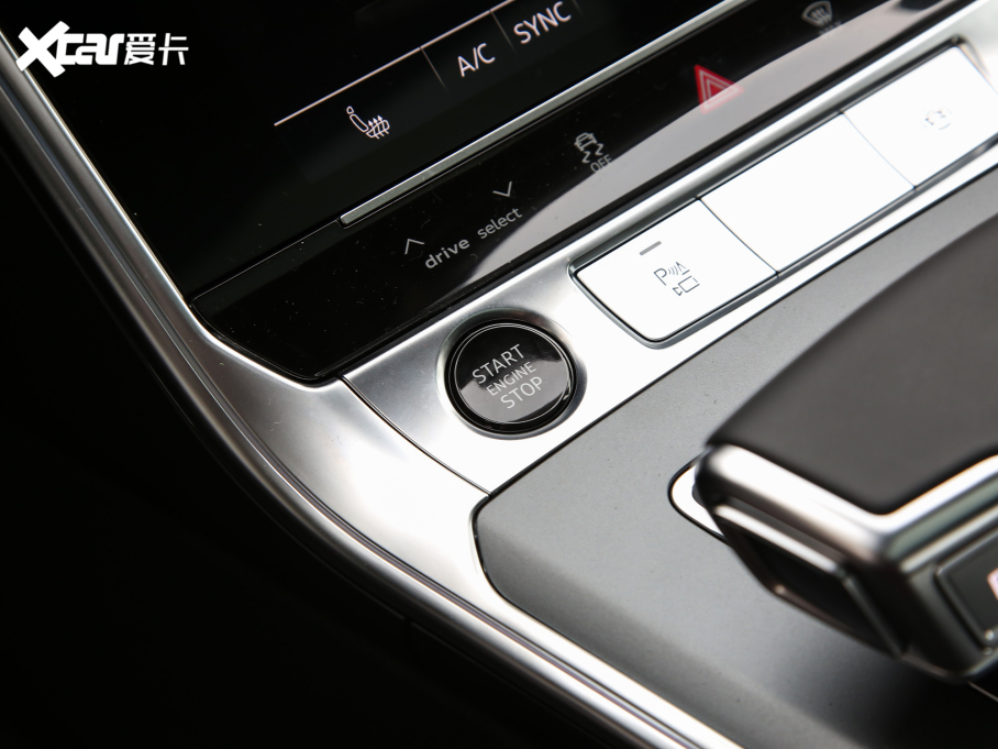 2022��W��A7 40 TFSI ���A��