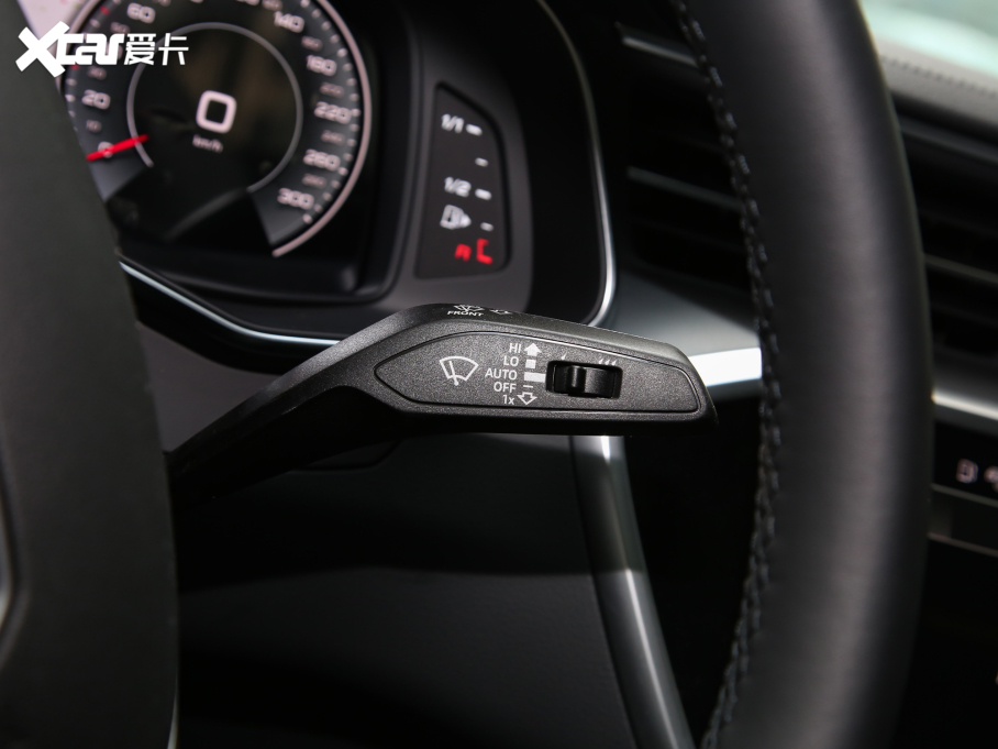 2022��?yu��n)W��A7 40 TFSI ���A��