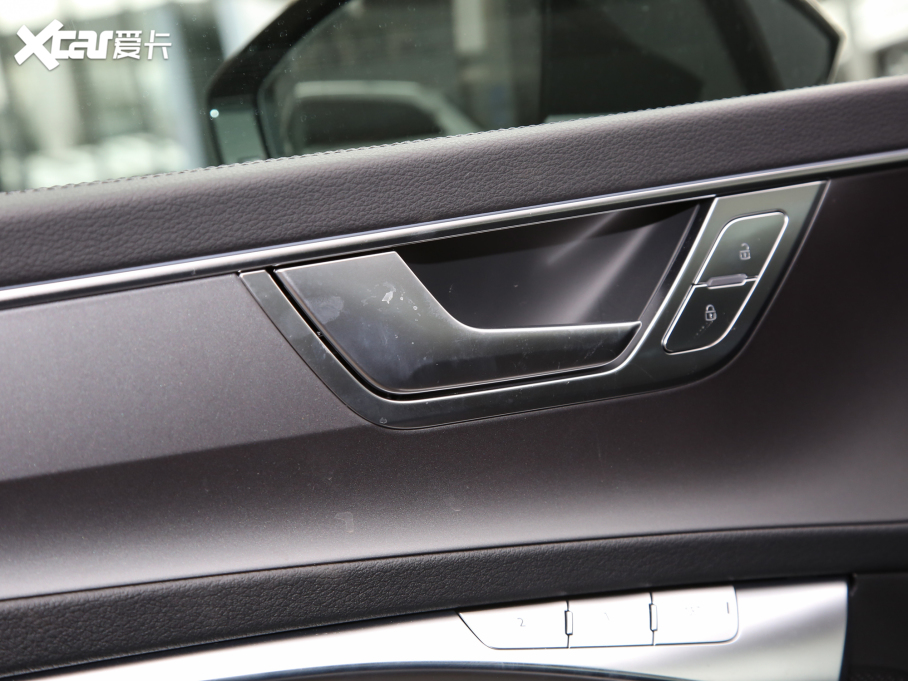 2022��W��A7 40 TFSI ���A��