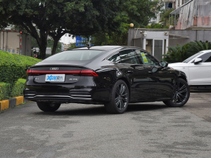 2022款45 TFSI 臻选型 右前45度