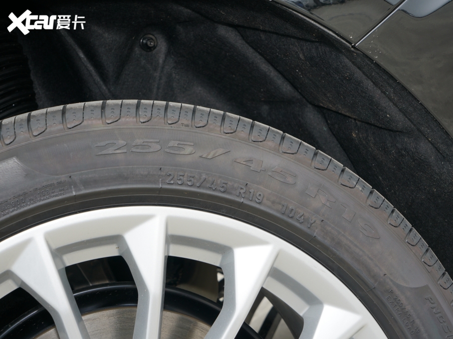 2022WA8 A8L 50 TFSI quattro m͵ذ