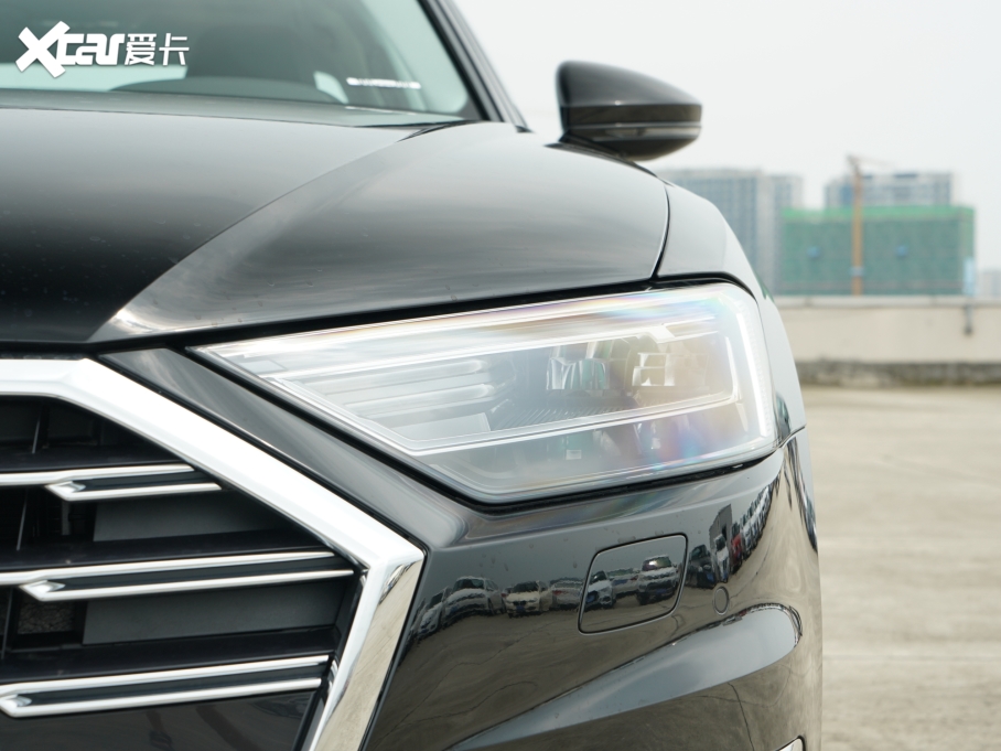 2022?yun)WA8 A8L 50 TFSI quattro m͵ذ