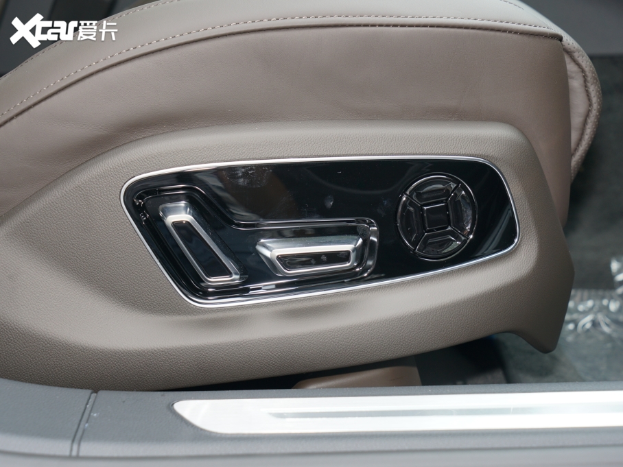 2022WA8 A8L 50 TFSI quattro m͵ذ