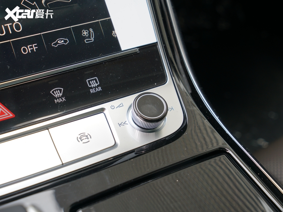 2022WA8 A8L 50 TFSI quattro m͵ذ