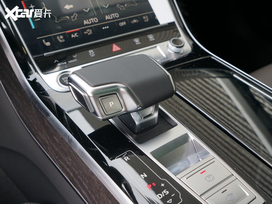 2022WA8 A8L 50 TFSI quattro m͵ذ