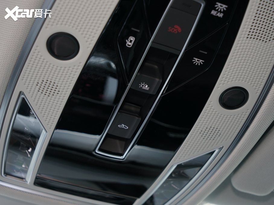 2022WA8 A8L 50 TFSI quattro m͵ذ