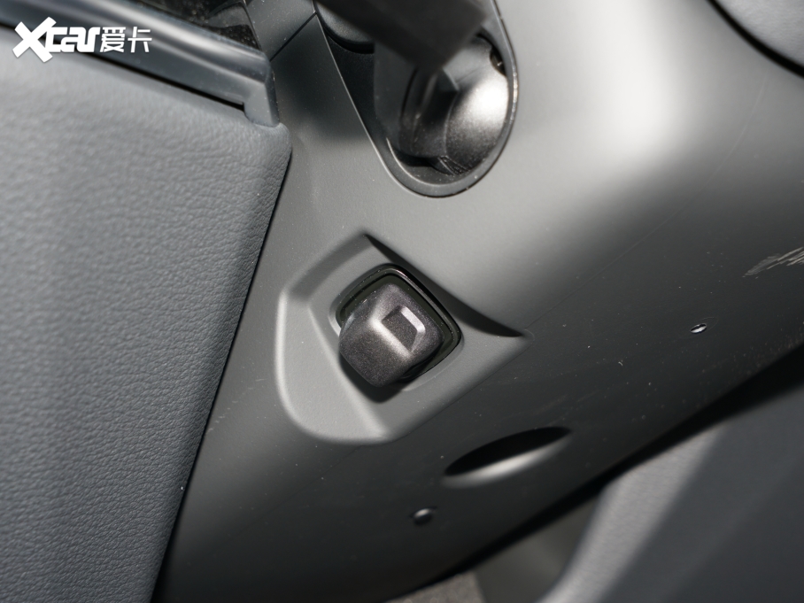 2022?yun)WA8 A8L 50 TFSI quattro m͵ذ