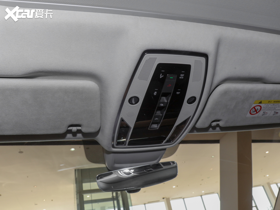 2022WA8 A8L 55 TFSI quattro F͵ذ