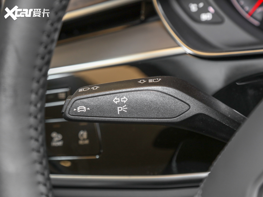 2022WA8 A8L 55 TFSI quattro F͵ذ