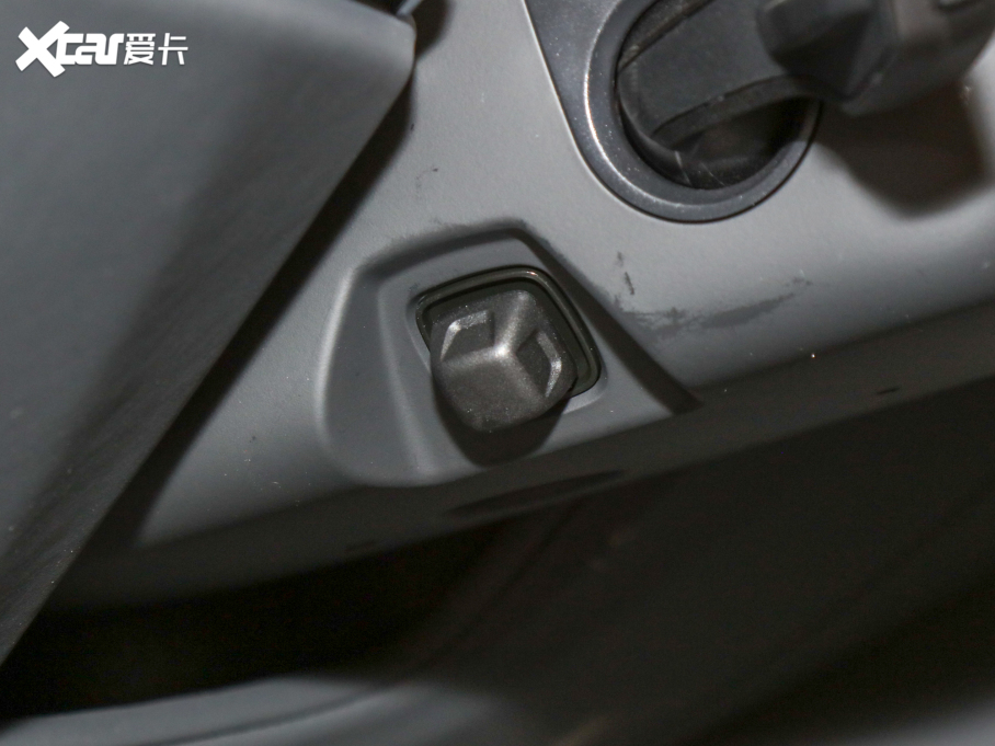 2022WA8 A8L 55 TFSI quattro F͵ذ