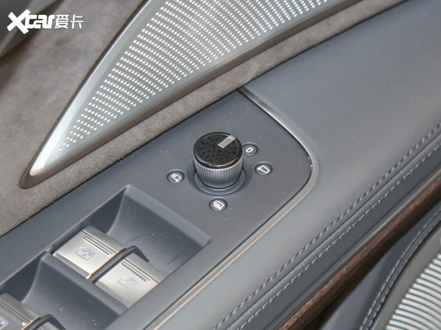 2022WA8 A8L 55 TFSI quattro F͵ذ