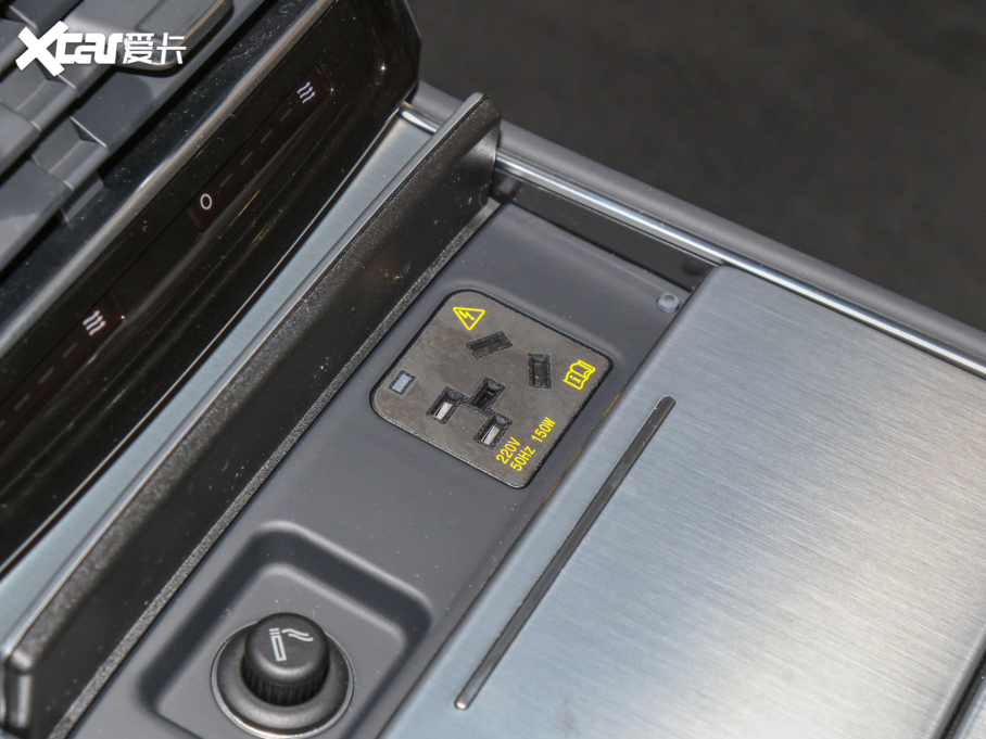 2022WA8 A8L 55 TFSI quattro F͵ذ