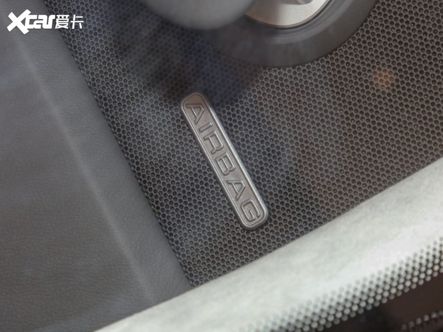 2022WA8 A8L 55 TFSI quattro F͵ذ