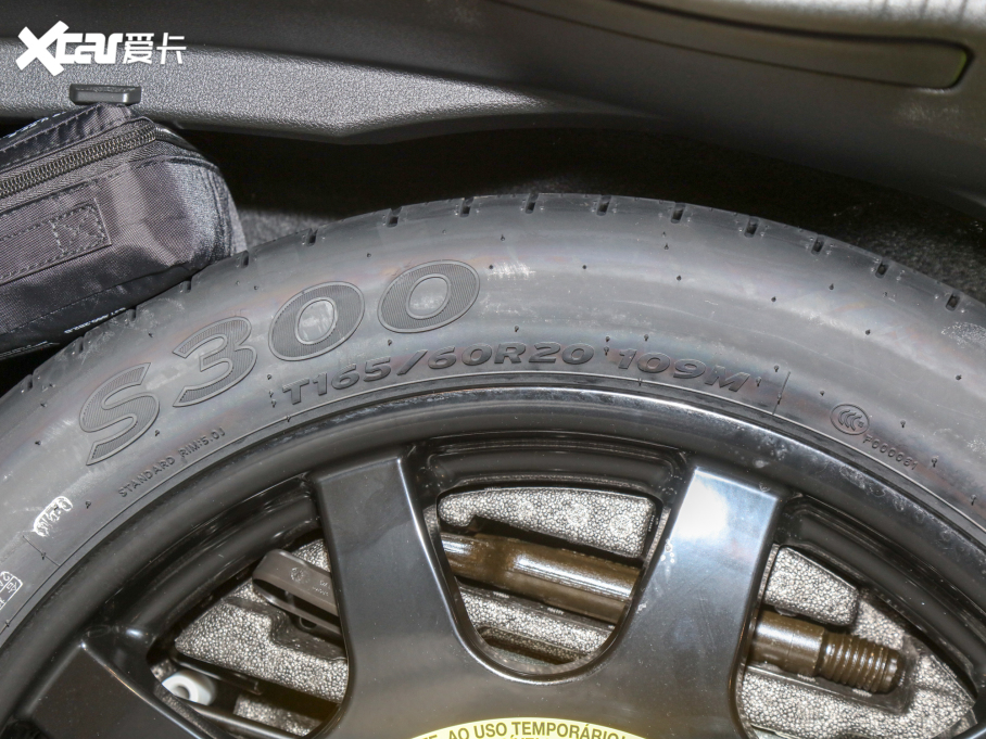 2022WA8 A8L 55 TFSI quattro F͵ذ