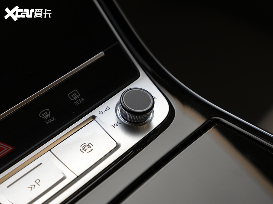 2022WA8 A8L Horch(chung)ʼ˰ 